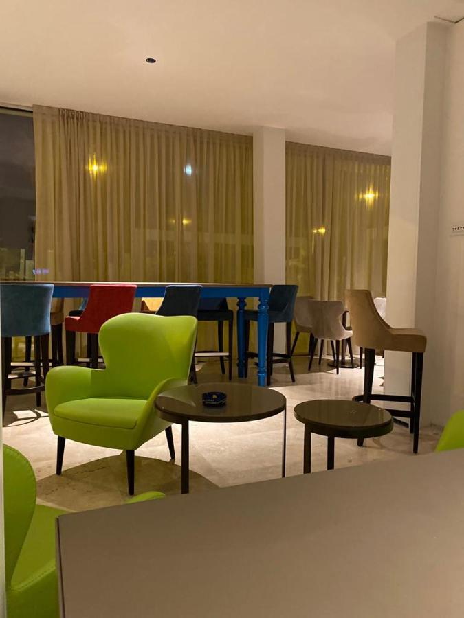 Europa Hotel Vasto Exteriör bild